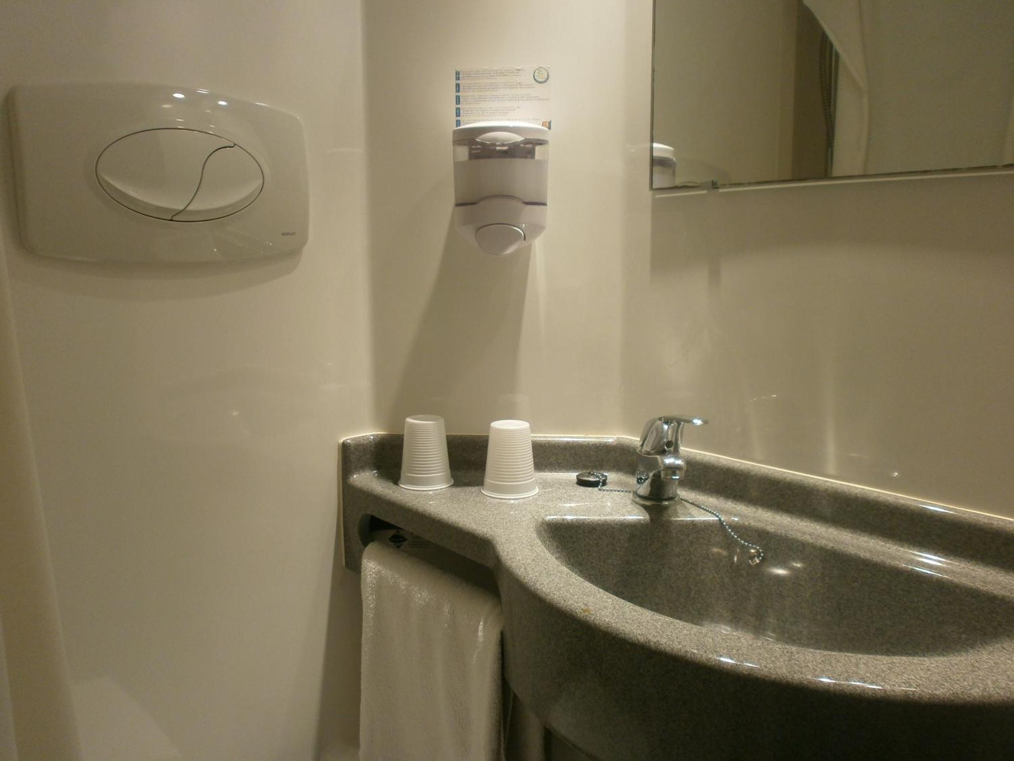 Hotel Parc Azur - Toulon Ollioules Zimmer foto